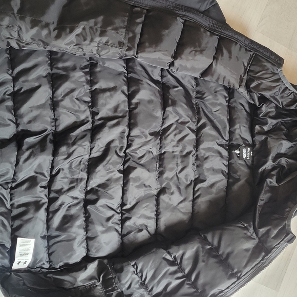 Kids Boys Jackets & Vest Little Boys' UA Pronto Puffer Jacket size large - Picture 4 of 6